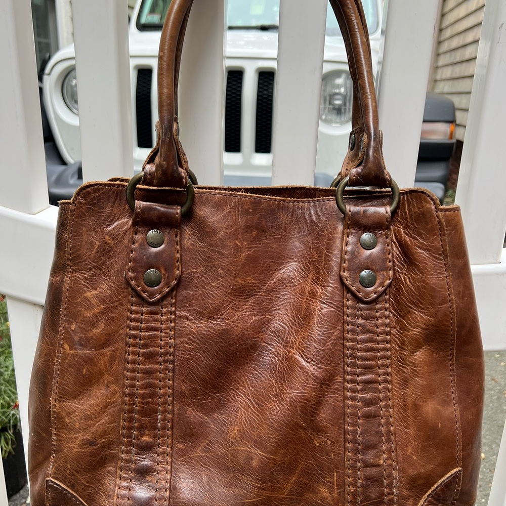 Frye Melissa tote in Cognac